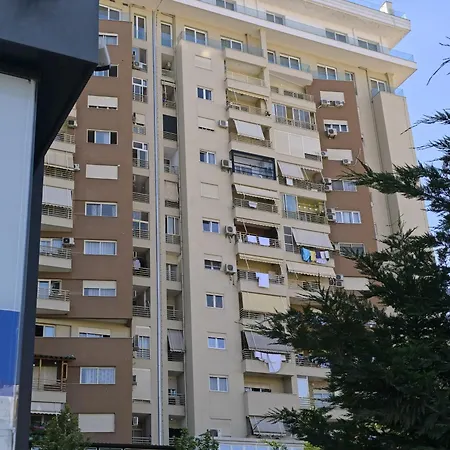 James Studio Apartamento Tirana