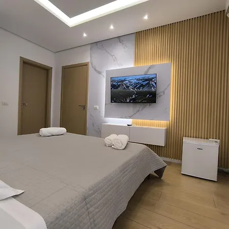 James Studio Apartment