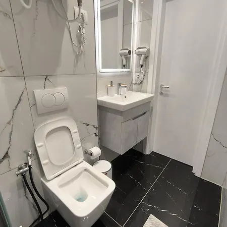 Apartment James Studio Tirana