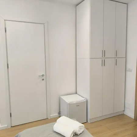 James Studio
