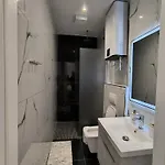 James Studio Apartment *