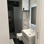 James Studio Tirana