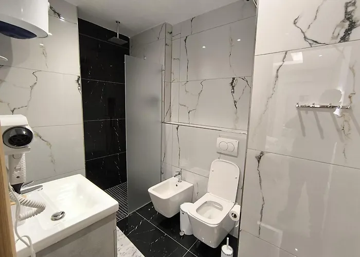 James Studio * Tirana